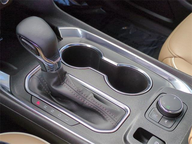 used 2023 Chevrolet Traverse car, priced at $36,119