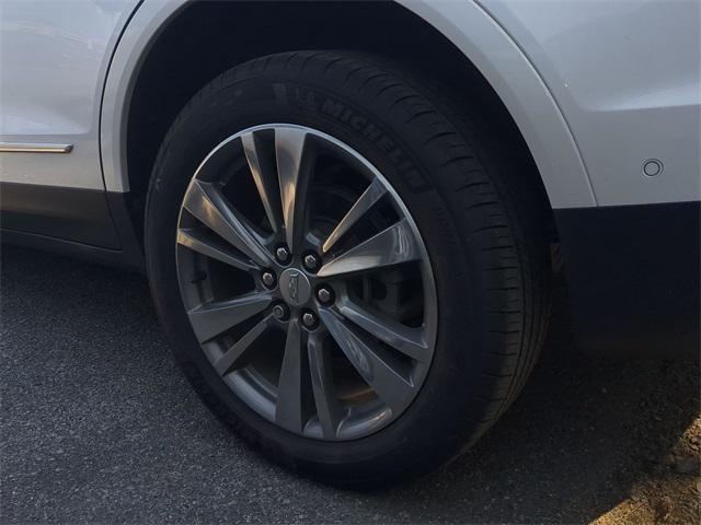 used 2021 Cadillac XT5 car, priced at $32,895