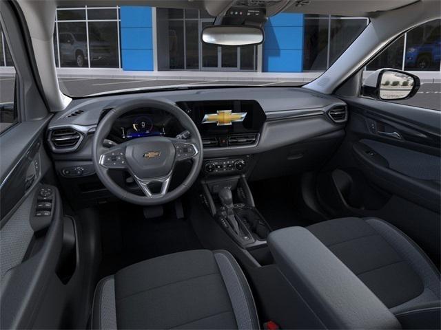 new 2025 Chevrolet TrailBlazer car, priced at $26,570