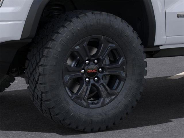 new 2024 GMC Canyon car, priced at $40,660