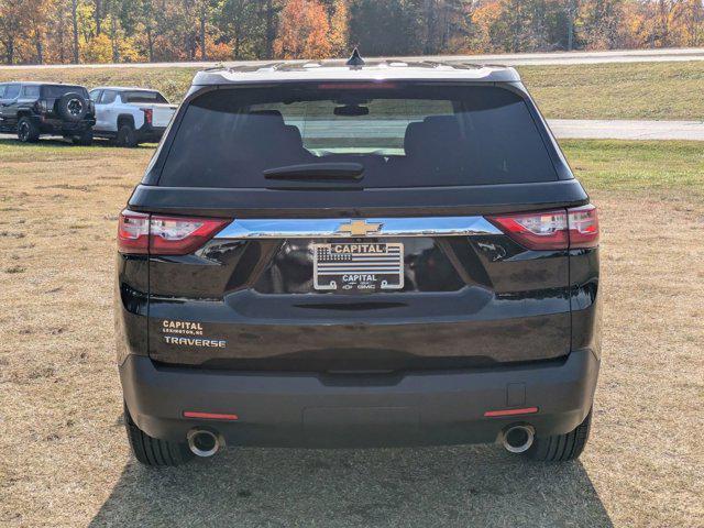 used 2021 Chevrolet Traverse car, priced at $23,032