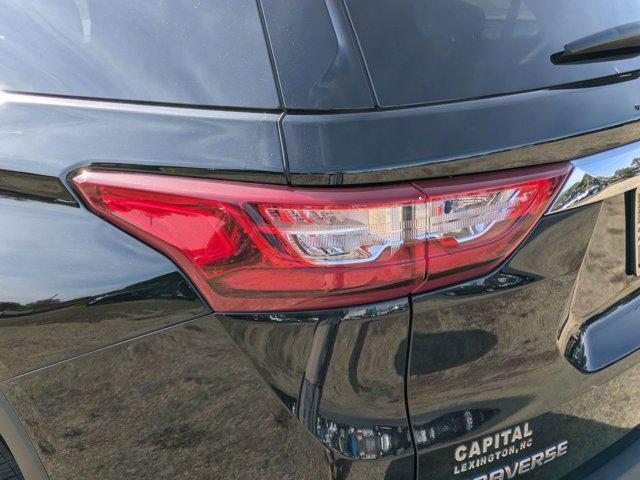 used 2021 Chevrolet Traverse car, priced at $23,032