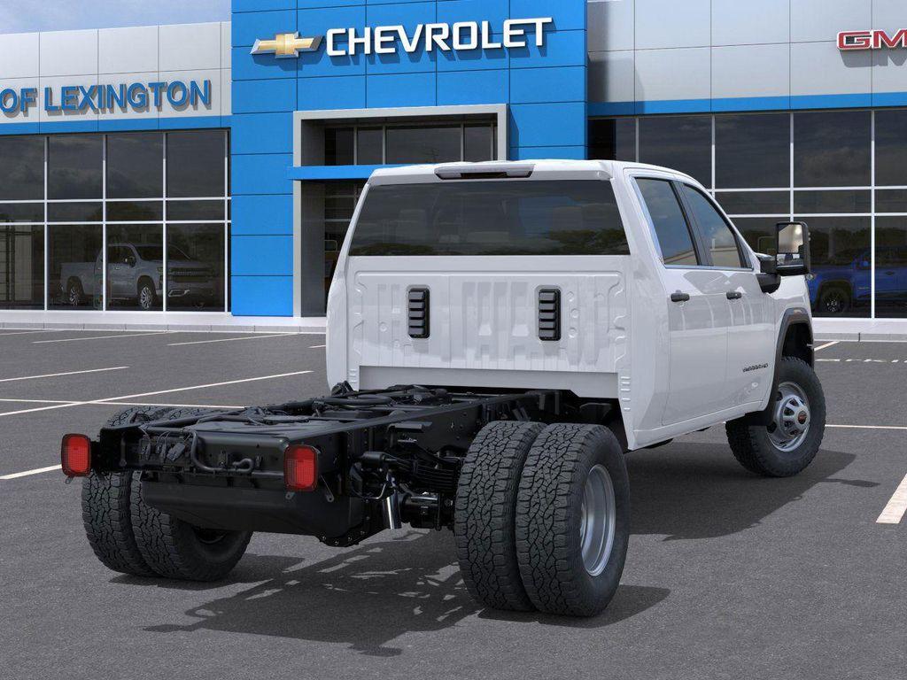 new 2025 GMC Sierra 3500 car, priced at $70,912