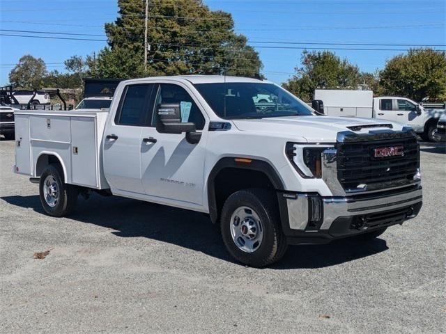 new 2025 GMC Sierra 2500 car, priced at $69,375