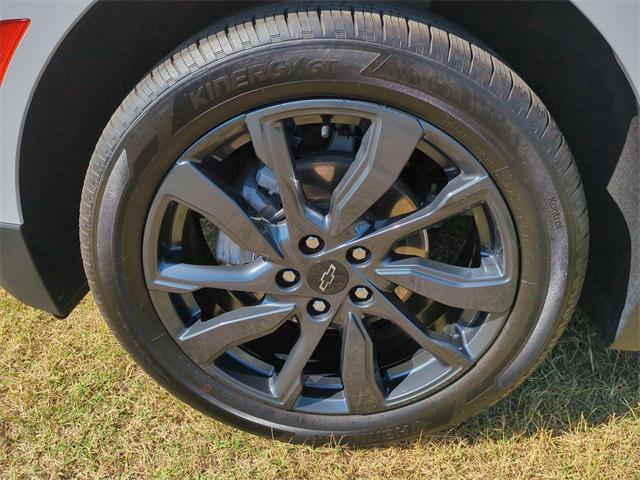 used 2022 Chevrolet Equinox car, priced at $25,593