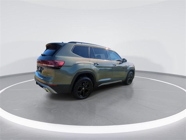 used 2025 Volkswagen Atlas car, priced at $41,275