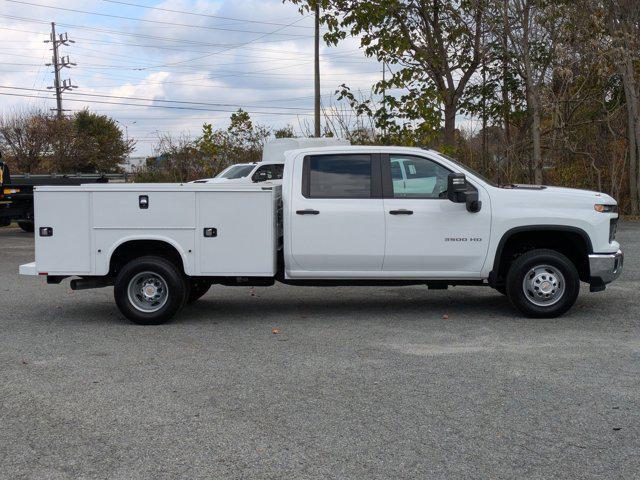 new 2024 Chevrolet Silverado 3500 car, priced at $71,680