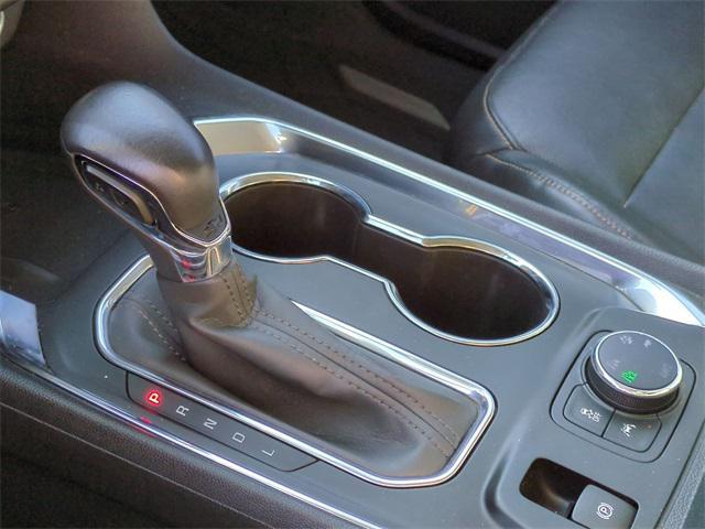 used 2021 Chevrolet Traverse car, priced at $31,862