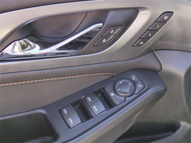 used 2021 Chevrolet Traverse car, priced at $31,862