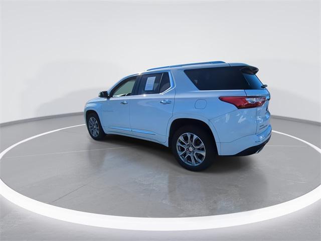 used 2021 Chevrolet Traverse car, priced at $31,862