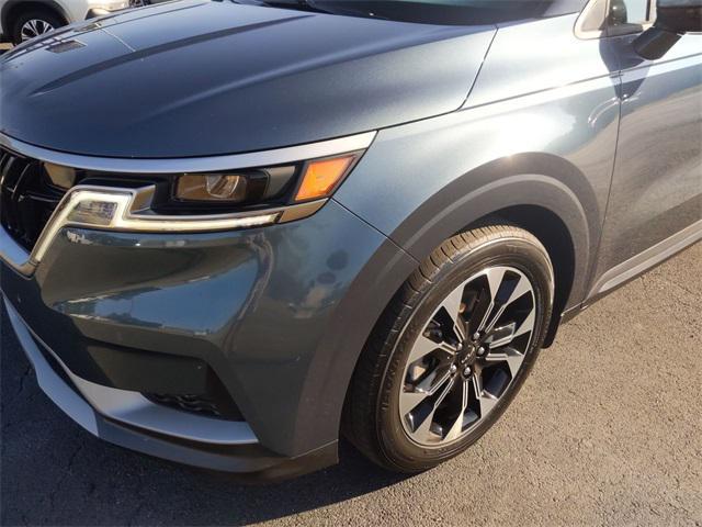 used 2024 Kia Carnival car, priced at $34,353