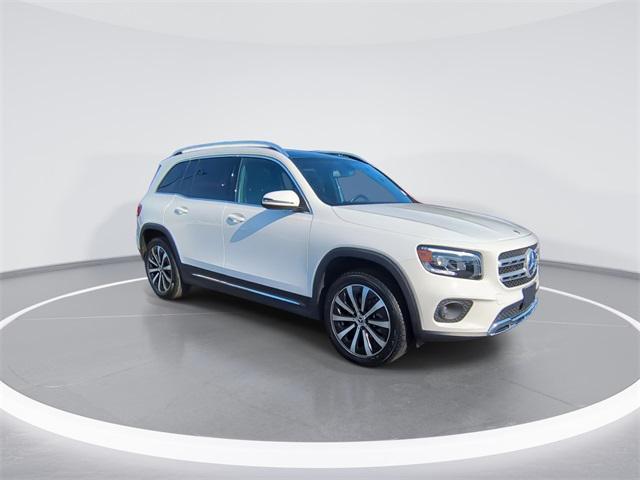 used 2023 Mercedes-Benz GLB 250 car, priced at $31,132