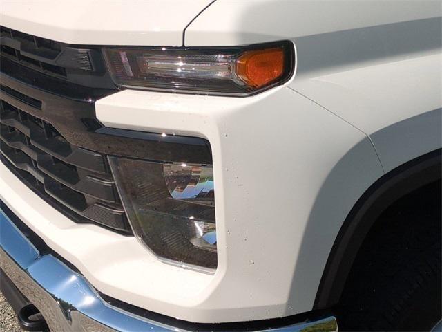 new 2024 Chevrolet Silverado 3500 car, priced at $57,800
