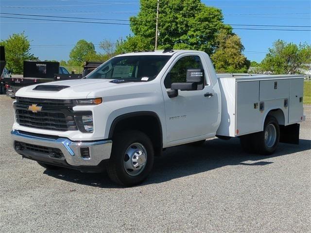 new 2024 Chevrolet Silverado 3500 car, priced at $57,800