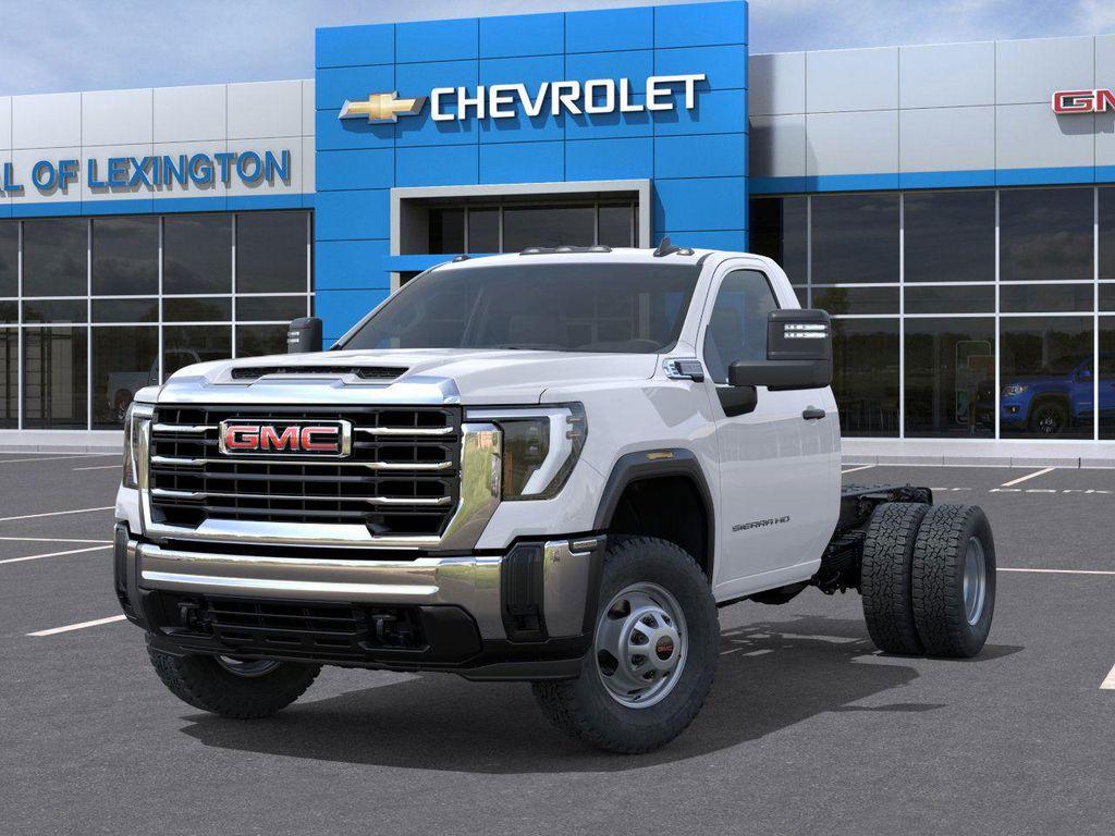 new 2025 GMC Sierra 3500 car, priced at $67,324