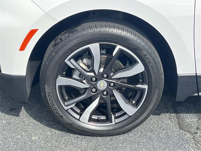 used 2022 Chevrolet Equinox car, priced at $22,100