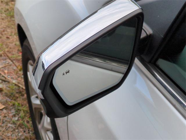 used 2021 Chevrolet Equinox car, priced at $20,636