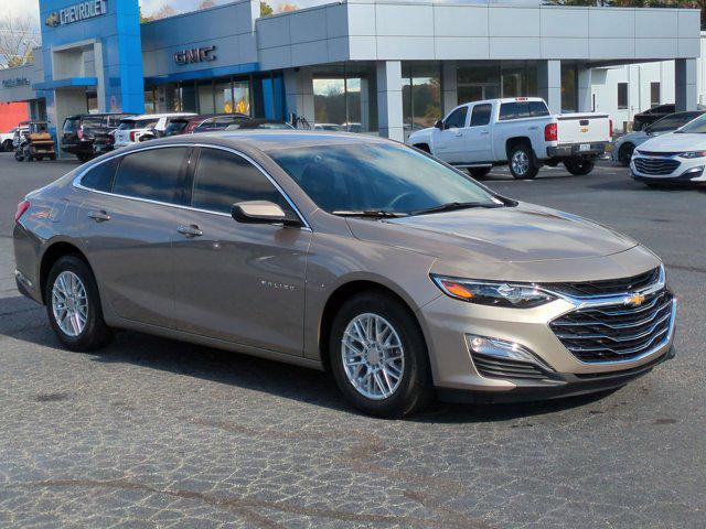 used 2025 Chevrolet Malibu car, priced at $23,550