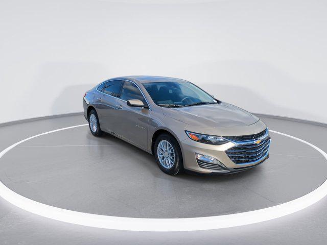 used 2025 Chevrolet Malibu car, priced at $23,550