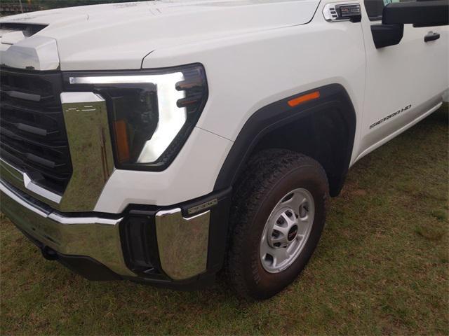 new 2025 GMC Sierra 2500 car, priced at $67,040