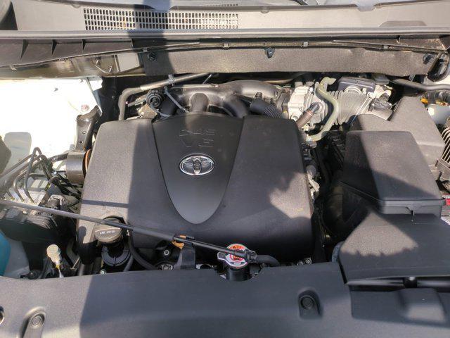 used 2019 Toyota Highlander car, priced at $27,026