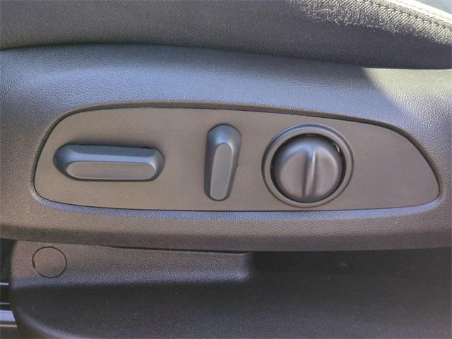 used 2022 Chevrolet Equinox car, priced at $24,399