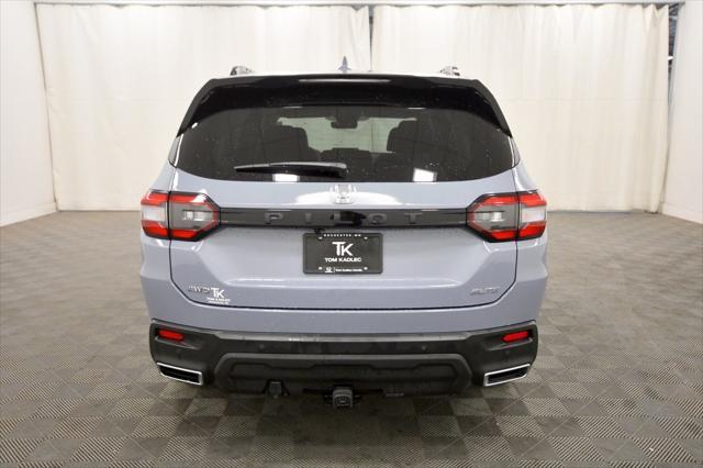 new 2025 Honda Pilot car, priced at $55,975