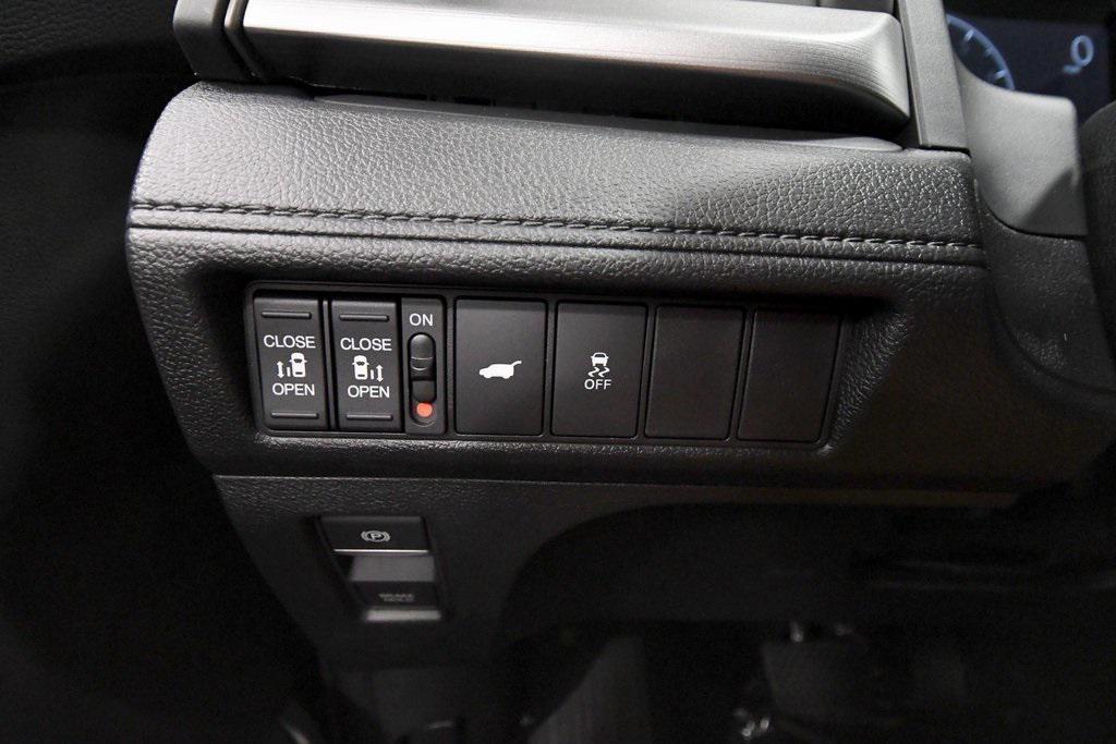 new 2026 Honda Odyssey car, priced at $42,599