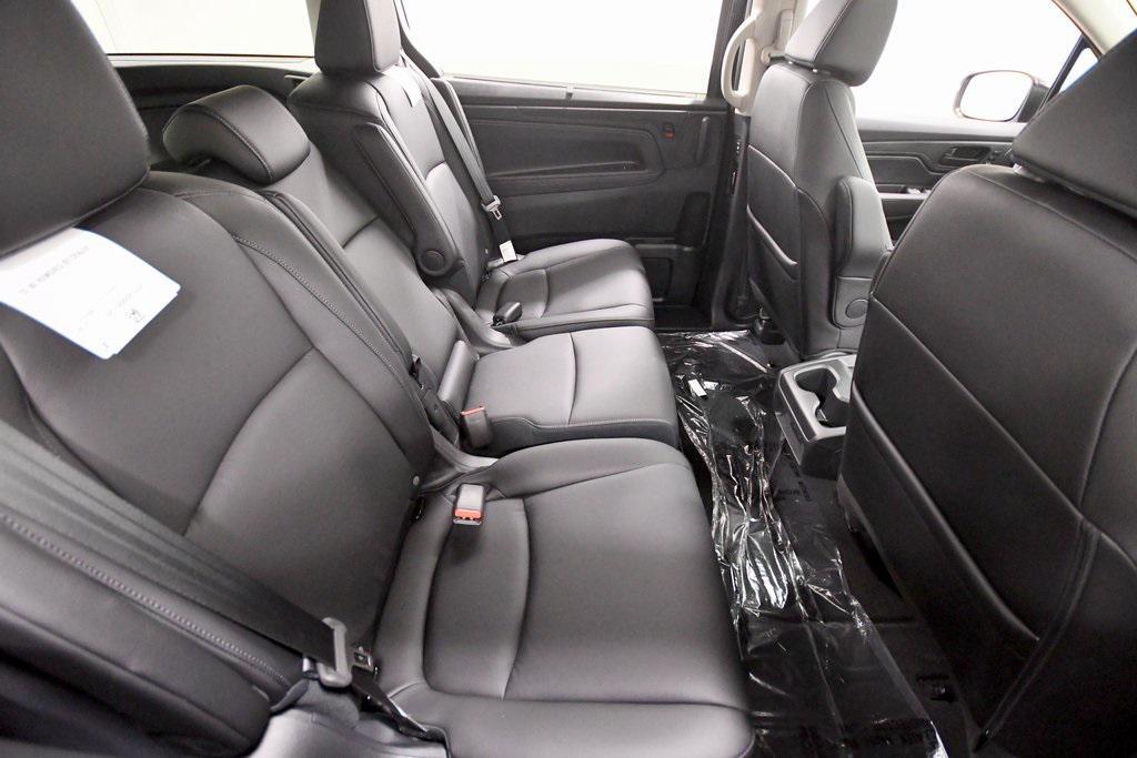 new 2026 Honda Odyssey car, priced at $42,599