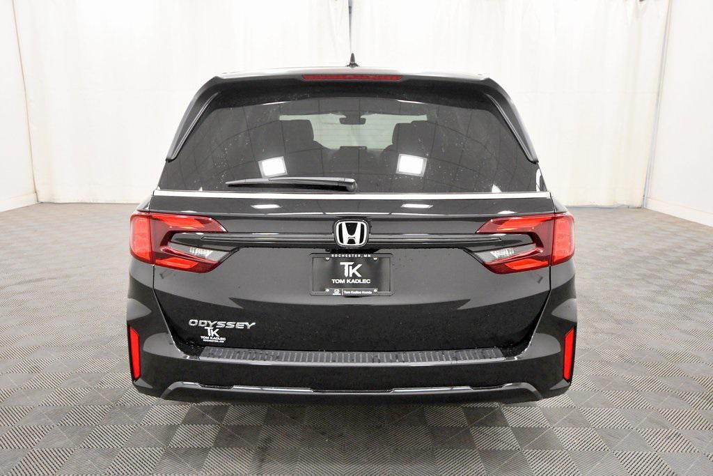 new 2026 Honda Odyssey car, priced at $42,599