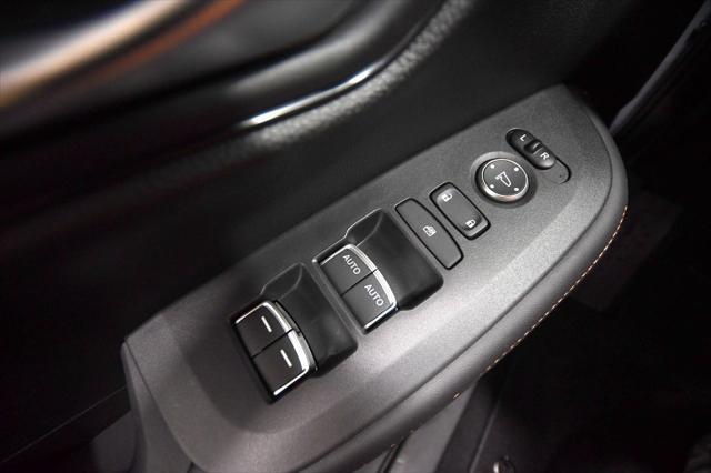 used 2025 Honda HR-V car, priced at $27,699
