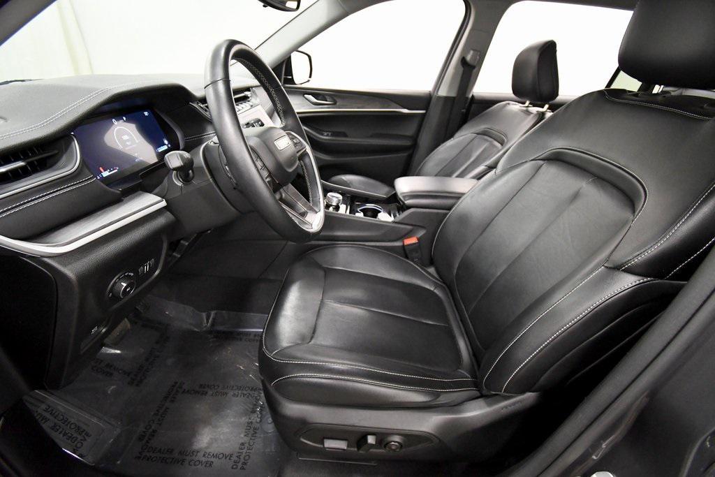 used 2022 Jeep Grand Cherokee L car, priced at $31,999
