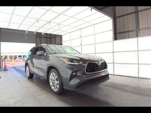 used 2021 Toyota Highlander Hybrid car, priced at $38,799