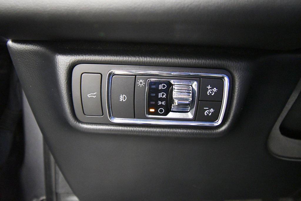 used 2023 Lincoln Aviator car, priced at $45,999