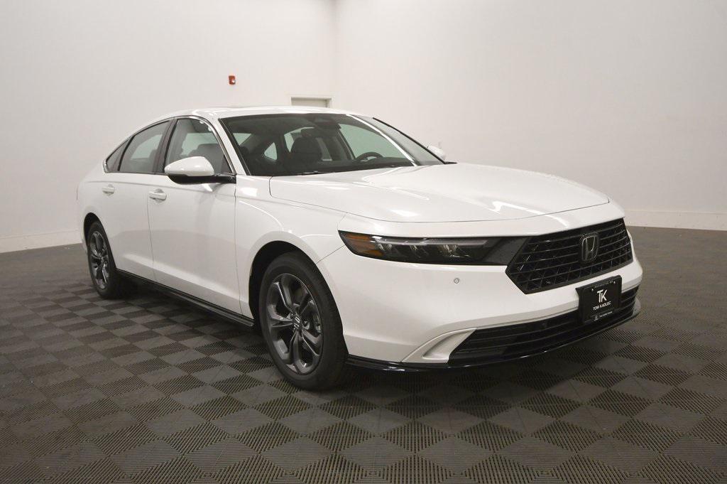 new 2025 Honda Accord Hybrid car, priced at $34,799