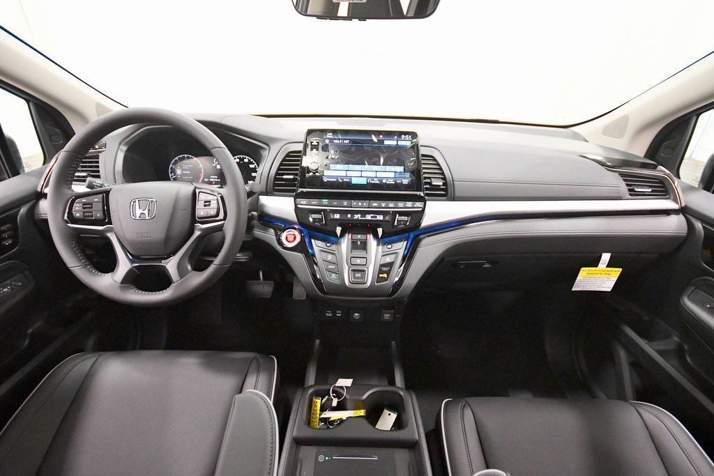 new 2025 Honda Odyssey car, priced at $45,175