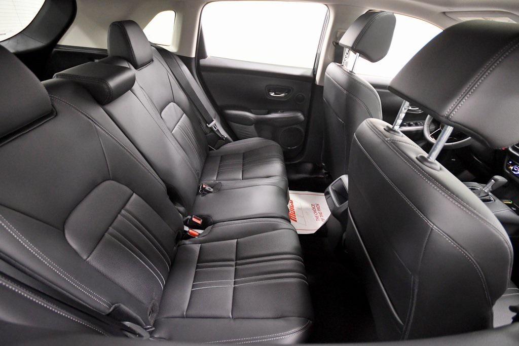 new 2025 Honda HR-V car, priced at $30,939
