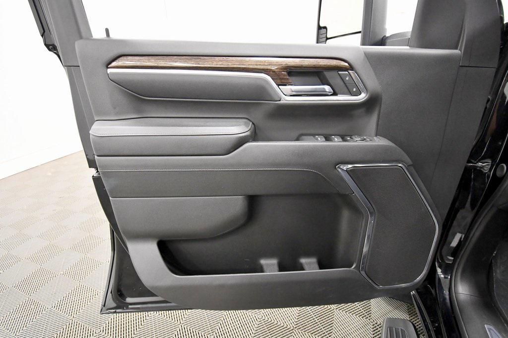 used 2024 GMC Sierra 2500 car, priced at $58,997
