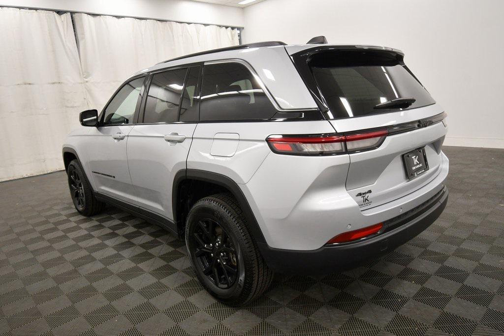 used 2024 Jeep Grand Cherokee car, priced at $32,399