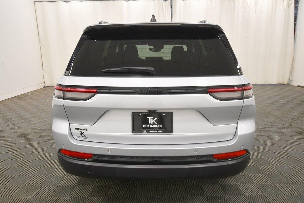 used 2024 Jeep Grand Cherokee car, priced at $32,399