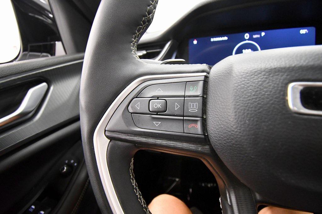 used 2024 Jeep Grand Cherokee car, priced at $32,399