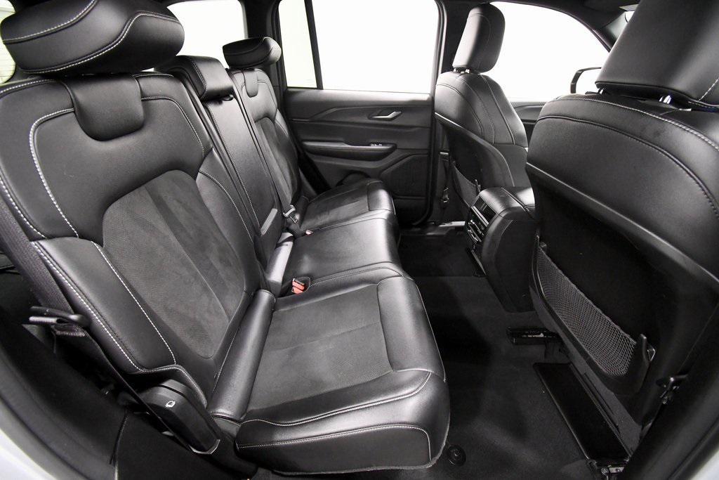 used 2024 Jeep Grand Cherokee car, priced at $32,399