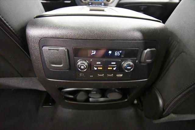 used 2019 GMC Yukon car, priced at $37,697