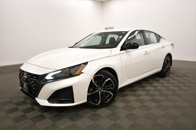 used 2023 Nissan Altima car, priced at $22,679
