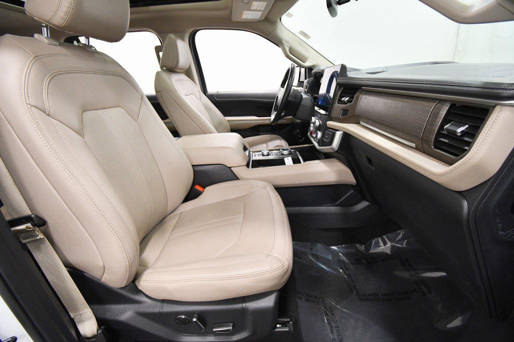 used 2024 Ford Expedition car, priced at $51,499