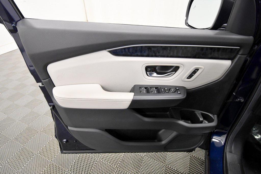 used 2026 Honda Passport car, priced at $49,499