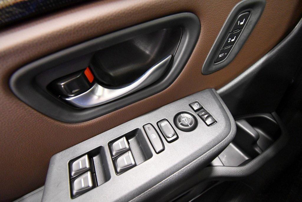 new 2025 Honda Pilot car, priced at $54,575