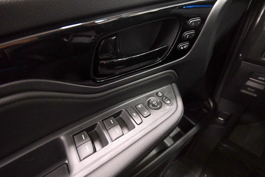 new 2026 Honda Odyssey car, priced at $54,010