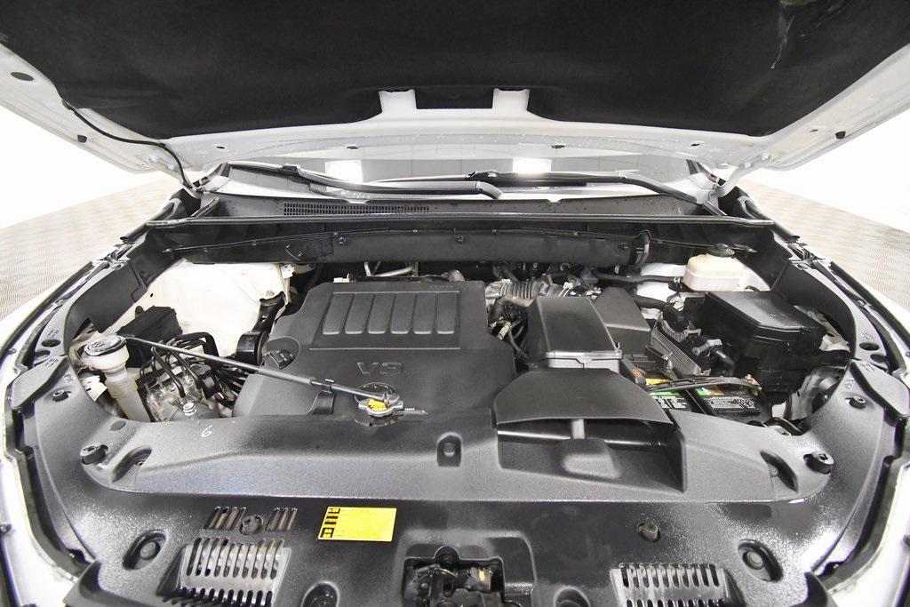 used 2015 Toyota Highlander car, priced at $16,249