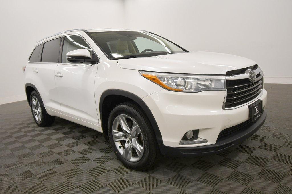 used 2015 Toyota Highlander car, priced at $16,249